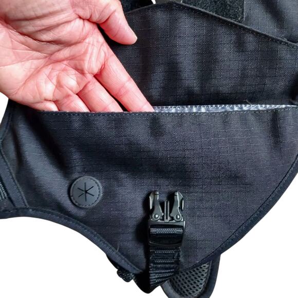 KONG Tactical Dog Harness Vest Ultra Durable Metal Fasteners Sz Med - Picture 5 of 8